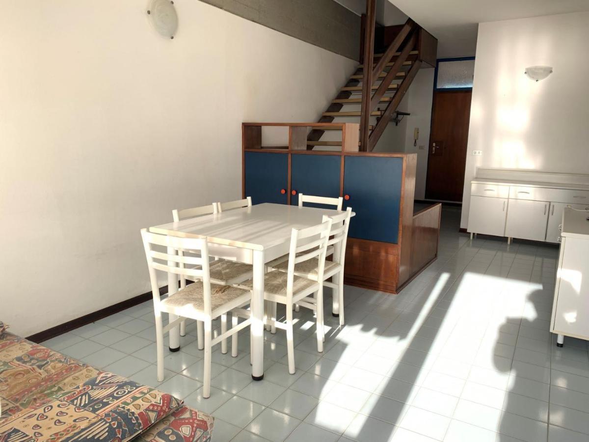 Residence Penelope - Walterigato Apartments Solo Per Famiglie Lido di Jesolo Eksteriør billede