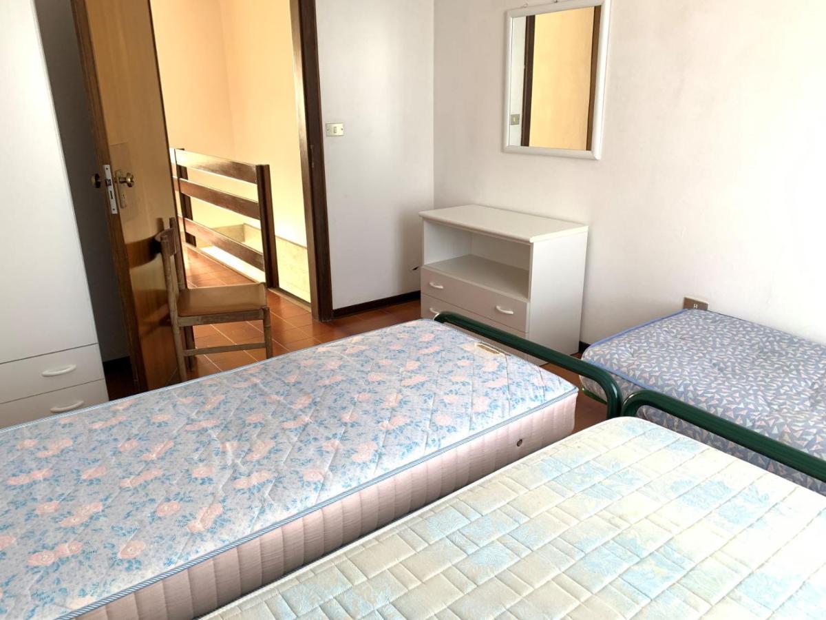 Residence Penelope - Walterigato Apartments Solo Per Famiglie Lido di Jesolo Eksteriør billede