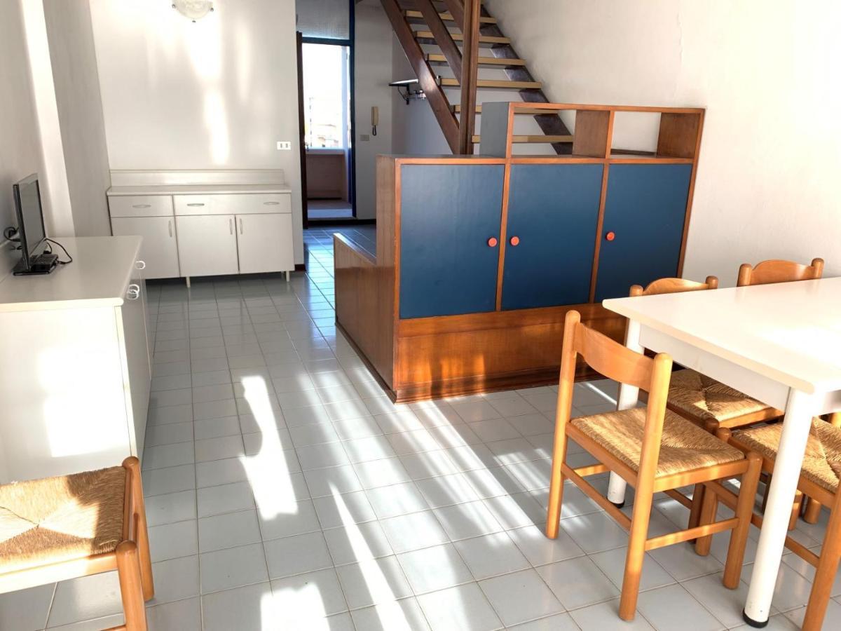 Residence Penelope - Walterigato Apartments Solo Per Famiglie Lido di Jesolo Eksteriør billede